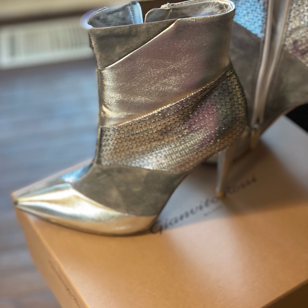 GIANVITO ROSSI  Metallic Silver Booties - Picture 6 of 13
